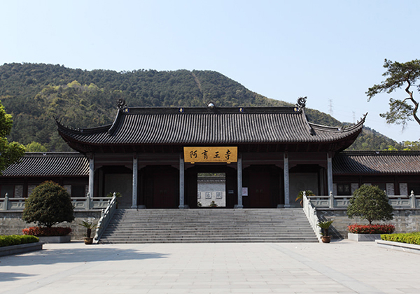 探索虚拟现实漫游技术在寺庙规划设计效果图中的应用